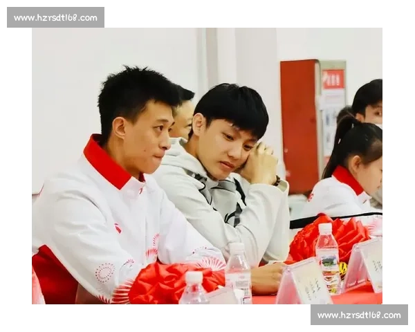 揭阳首届高校校友会羽毛球赛落幕：以 “羽” 为桥聚校友力量